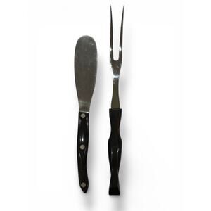 Classic Brown CUTCO Cutlery 1768 "DD" Spatula Spreader & 1726 Carving Fork Set